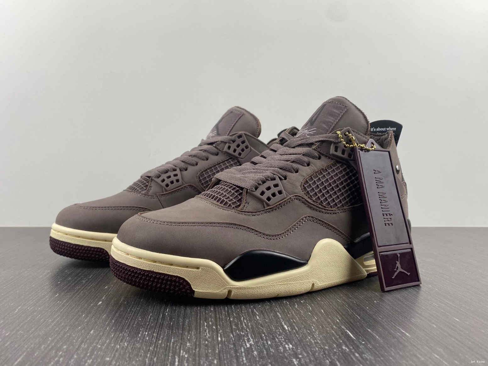 MA MANIÉRE A JORDAN VIOLET DV6773-220 RETRO 4 - ORE 0105